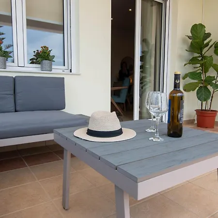 Uranya * Skiathos stad