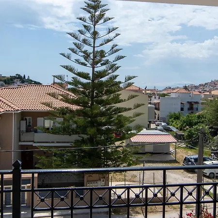 Uranya Semesterbostad Skiathos stad