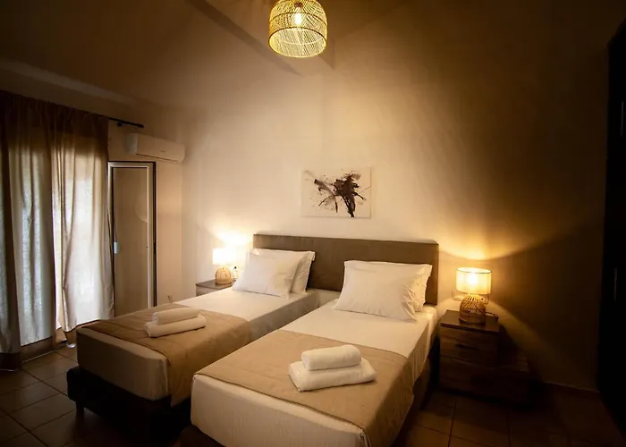 別荘 Uranya スキアトスタウン