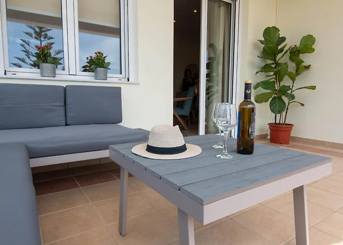 Uranya * مدينة سكياثوس